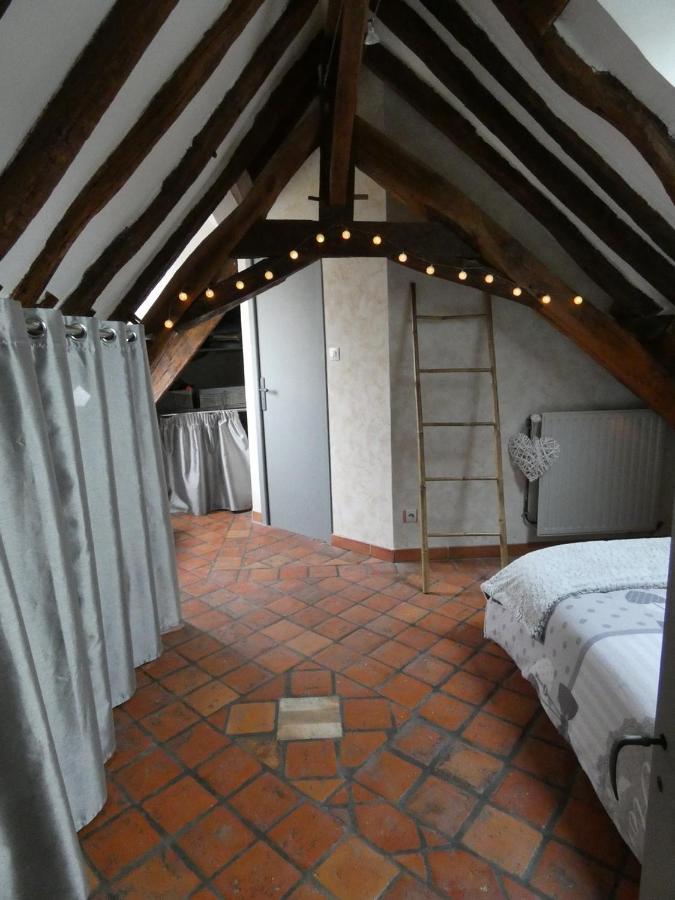 Maison De Charme Pres De Beauval Saint-Cyran-du-Jambot Eksteriør billede