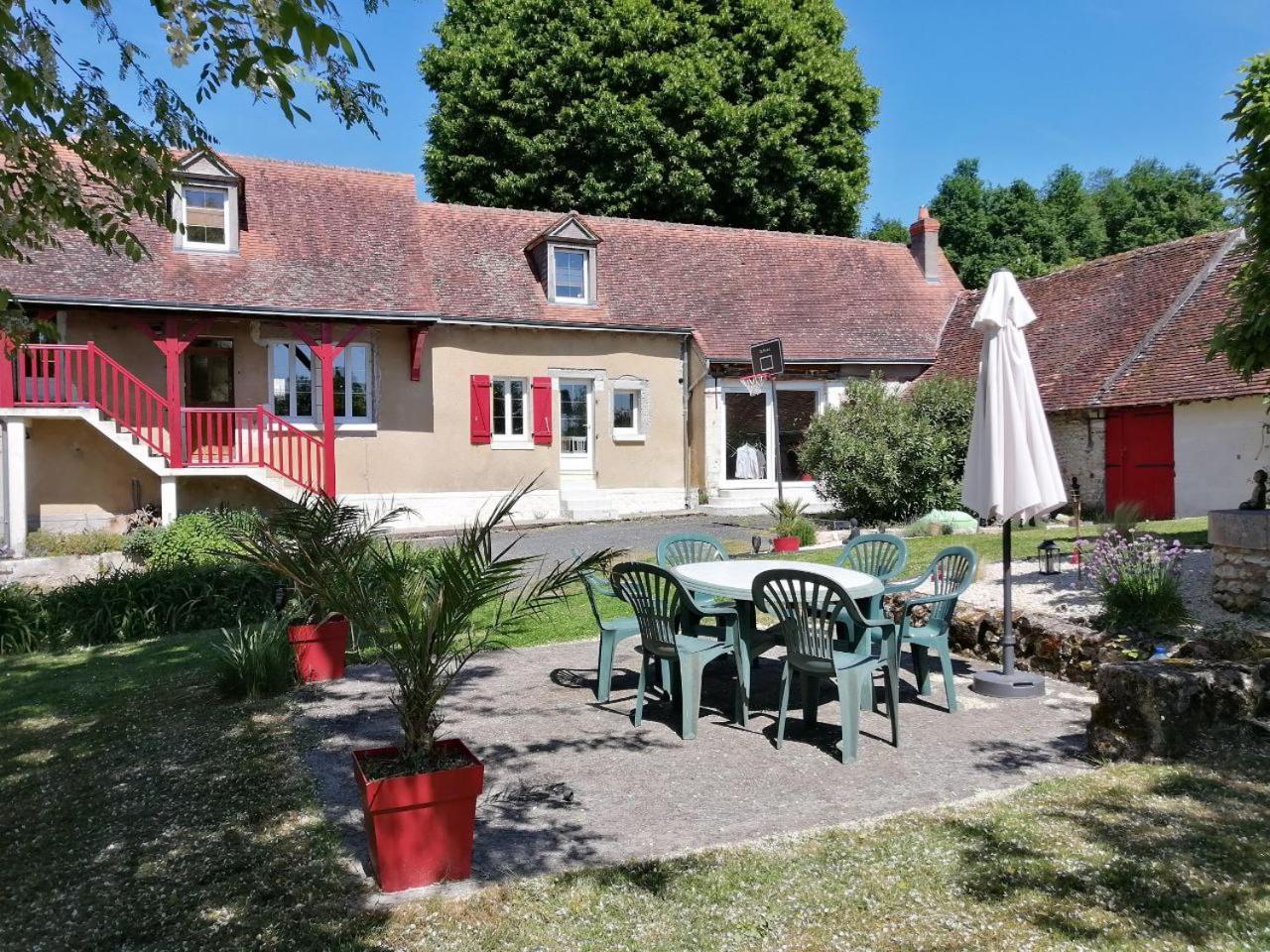 Maison De Charme Pres De Beauval Saint-Cyran-du-Jambot Eksteriør billede
